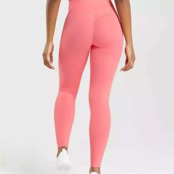Gymshark Whitney Simmons Peony Pink Leggings with internal scrunch M Medium - Picture 4 of 8